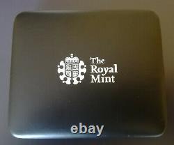 ROYAL MINT Britannia 2017 UK One Ounce Silver Proof £2 Coin & ICON ON COIN Book